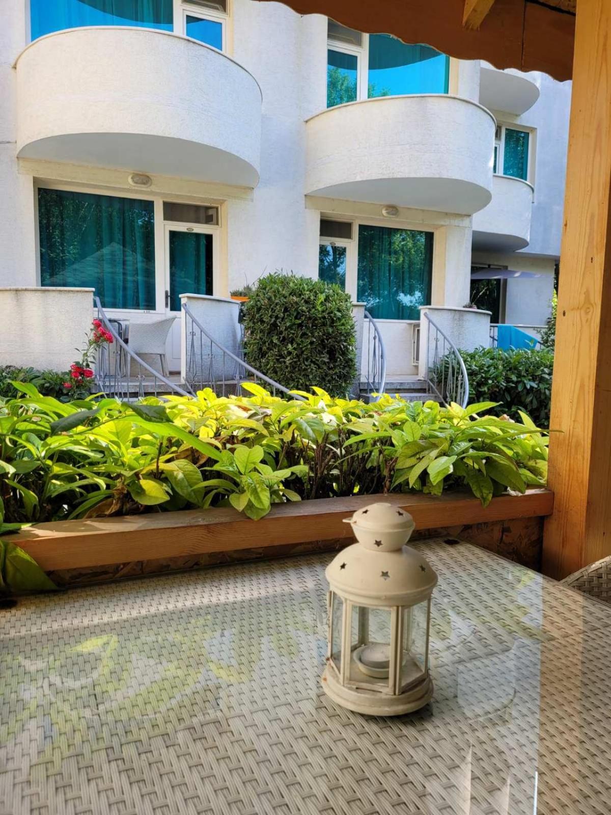 Hotel Veronika Kranevo Exterior photo