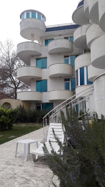 Hotel Veronika Kranevo Exterior photo